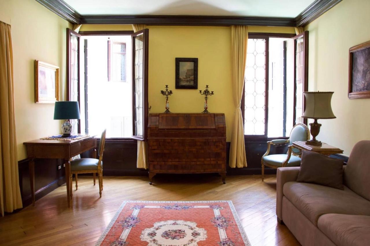 Guest house Anzolo Palace - &