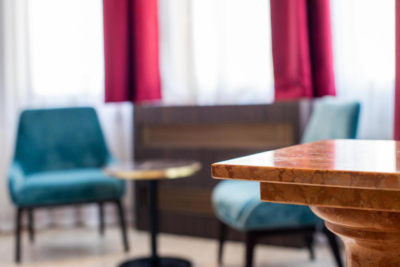 Palazzina Fortuny Acomodação com café da manhã  3*