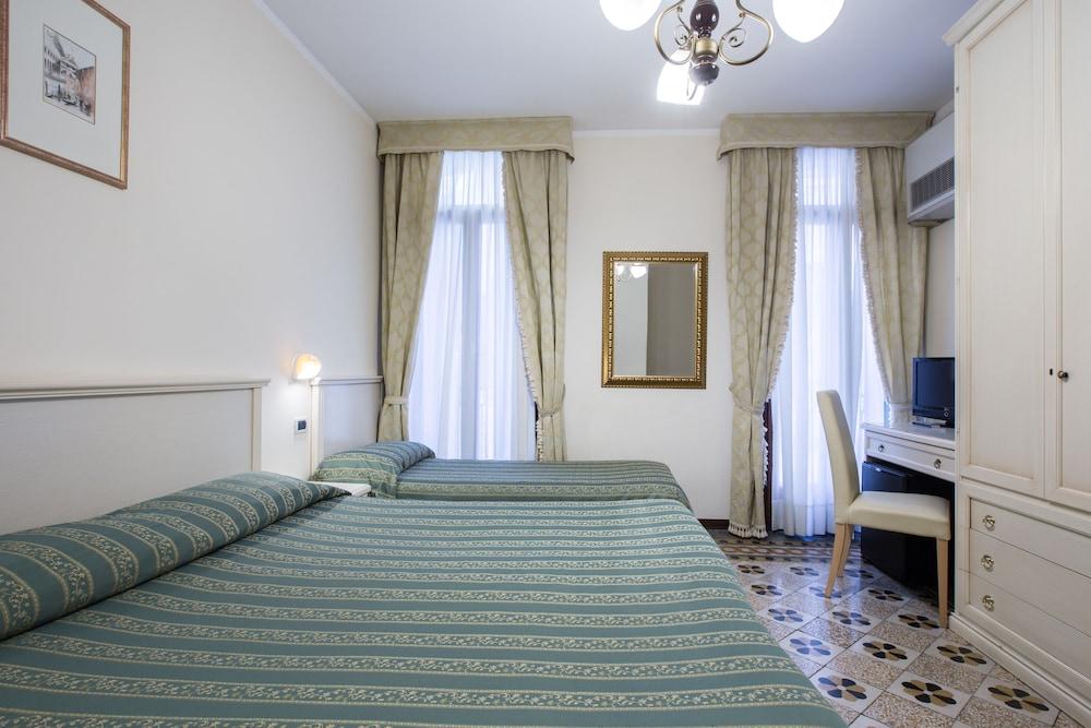 Universo & Nord 3* Venice