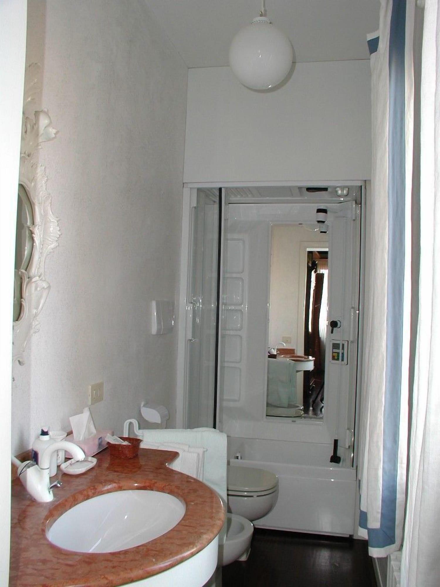 At A Palazzo Bed & Breakfast 3*