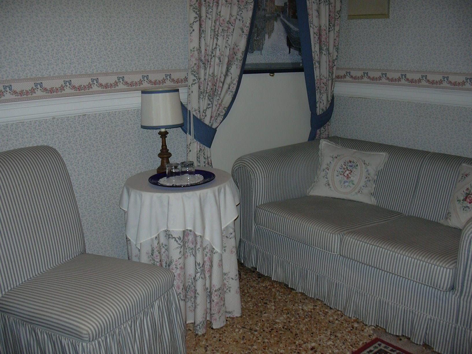 Bed & Breakfast At A Palazzo 3*