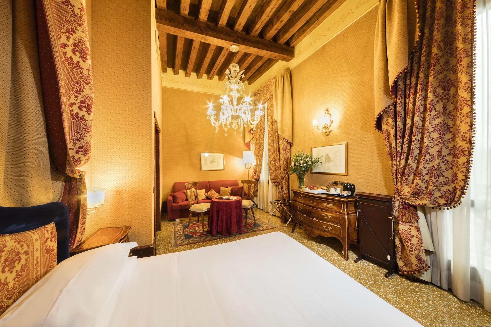 Hotel Al Ponte Dei Sospiri