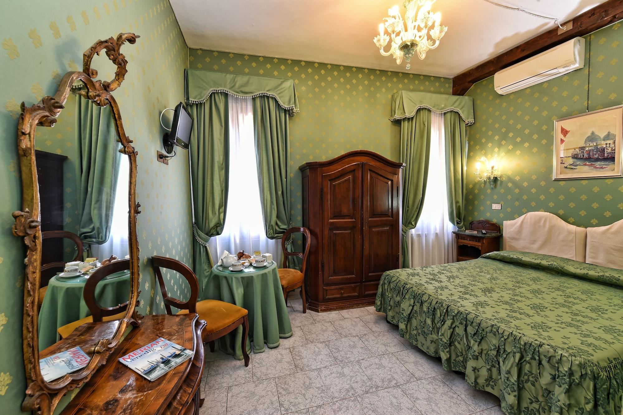 Rosa Hotel Venice