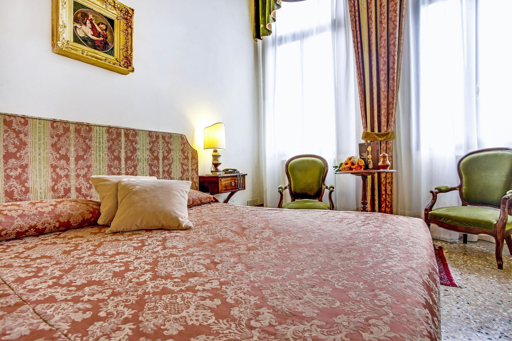 Palazzo Schiavoni Residenza D'epoca & Suite-apartments 3* Venice