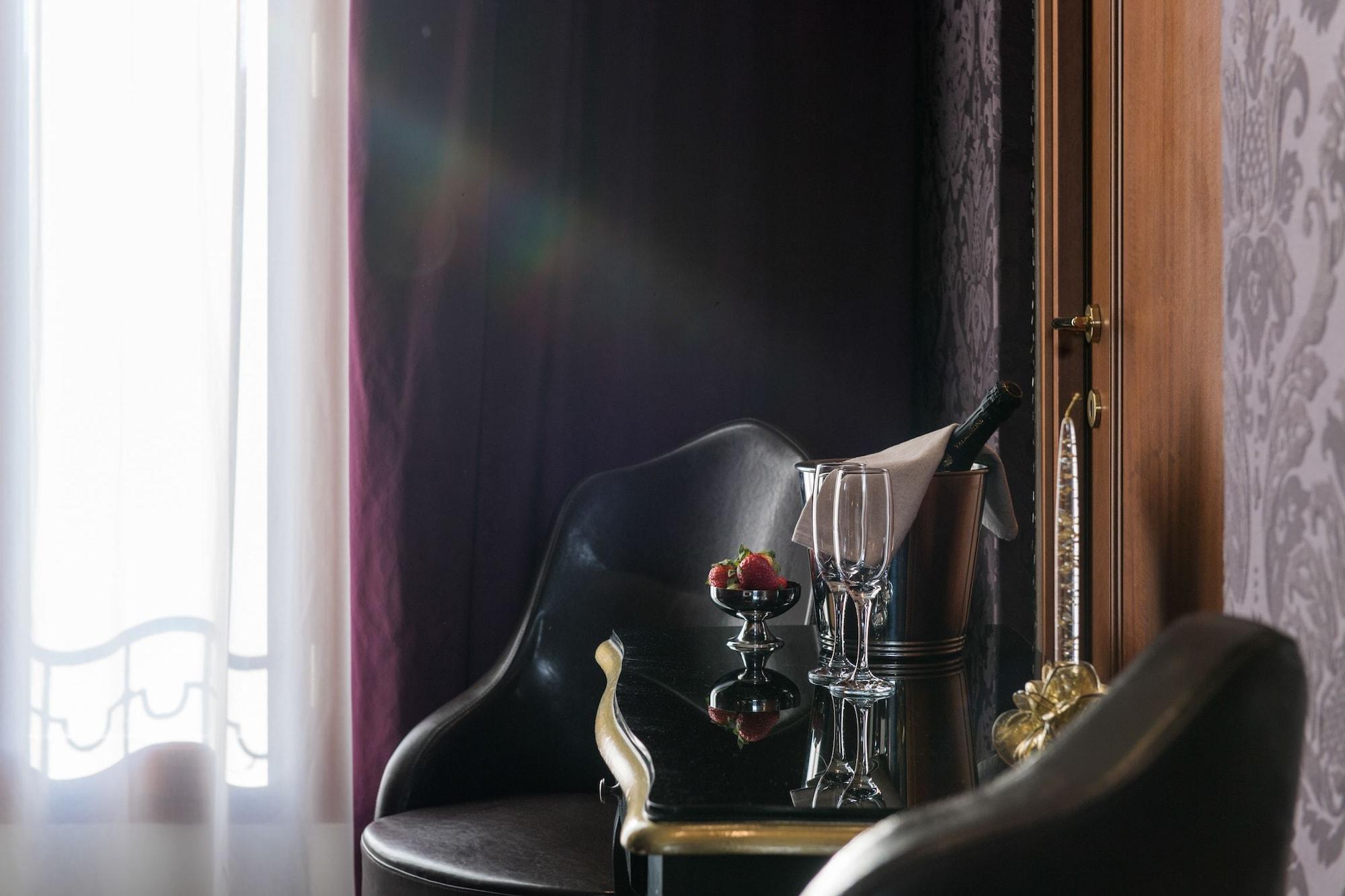 Locanda Leon Bianco On The Grand Canal 3* Venice