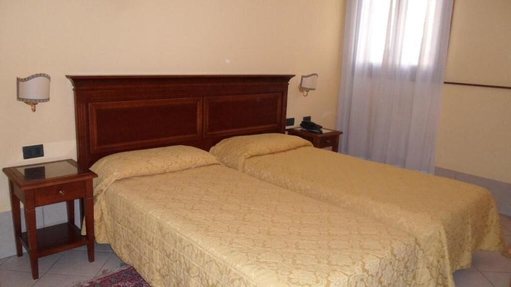 Inn Alloggi Marinella