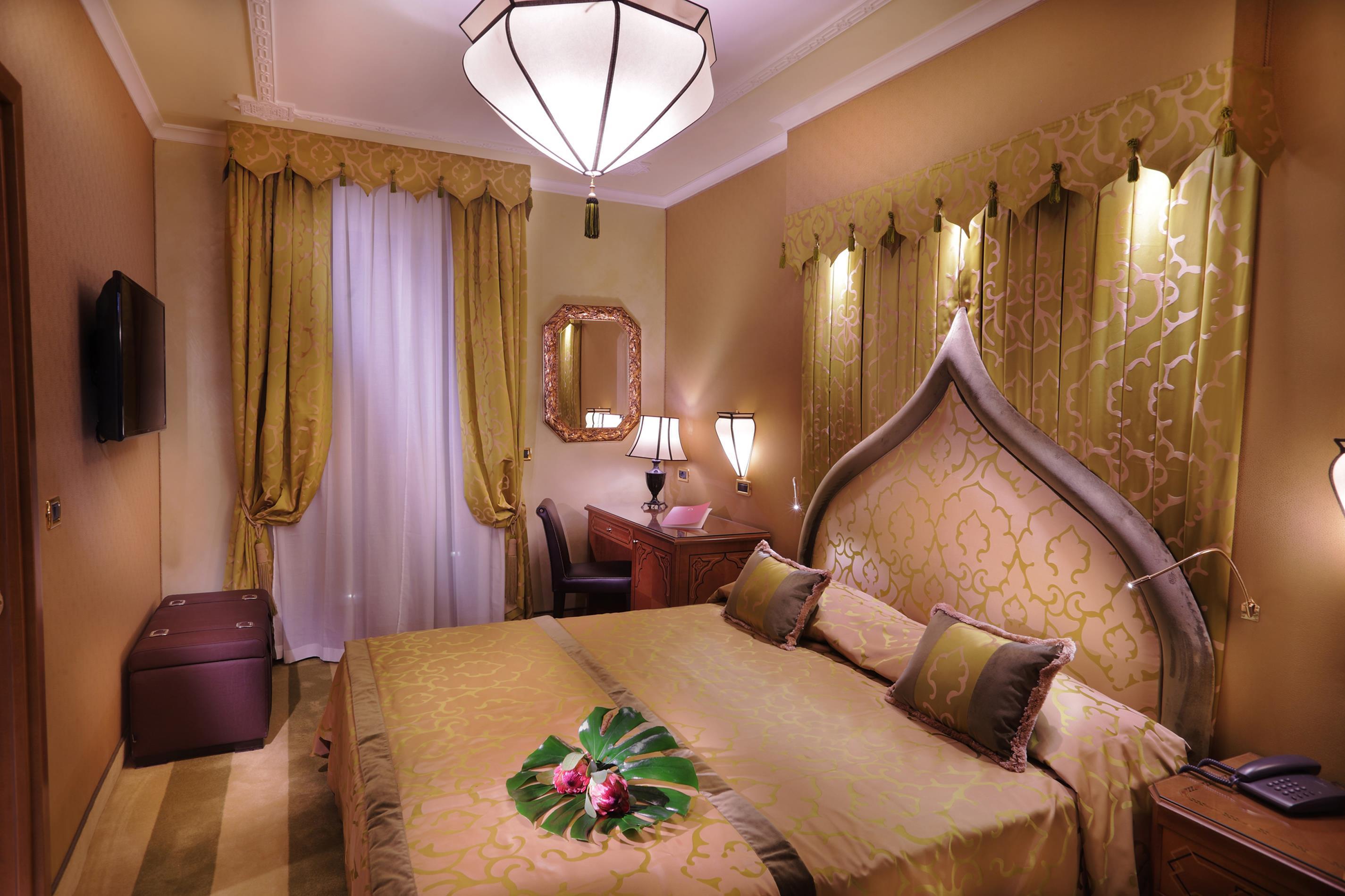 Hotel Ai Mori D'oriente 4*