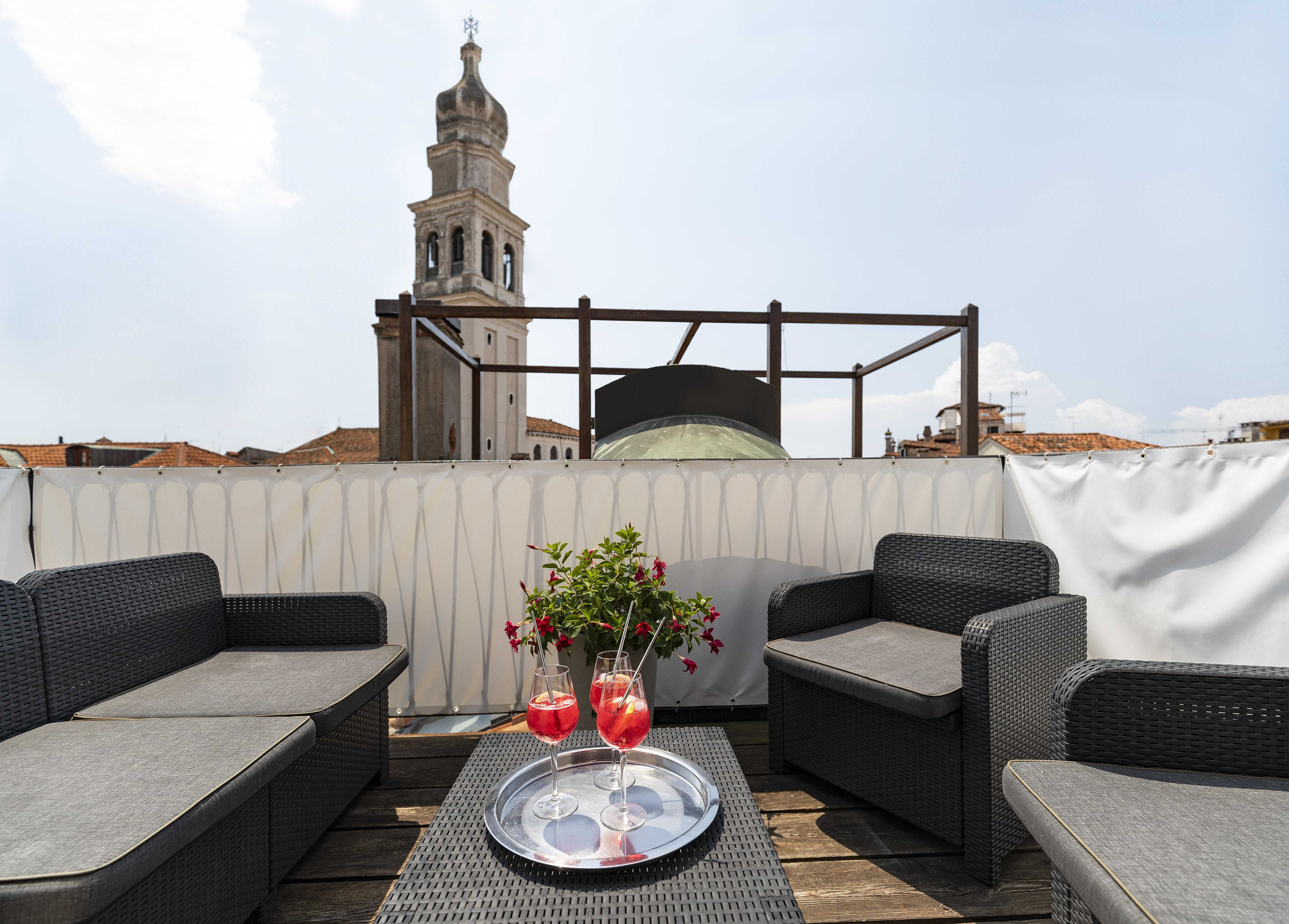 Palazzo Schiavoni Residenza D'epoca & Suite-apartments Guest house 3*