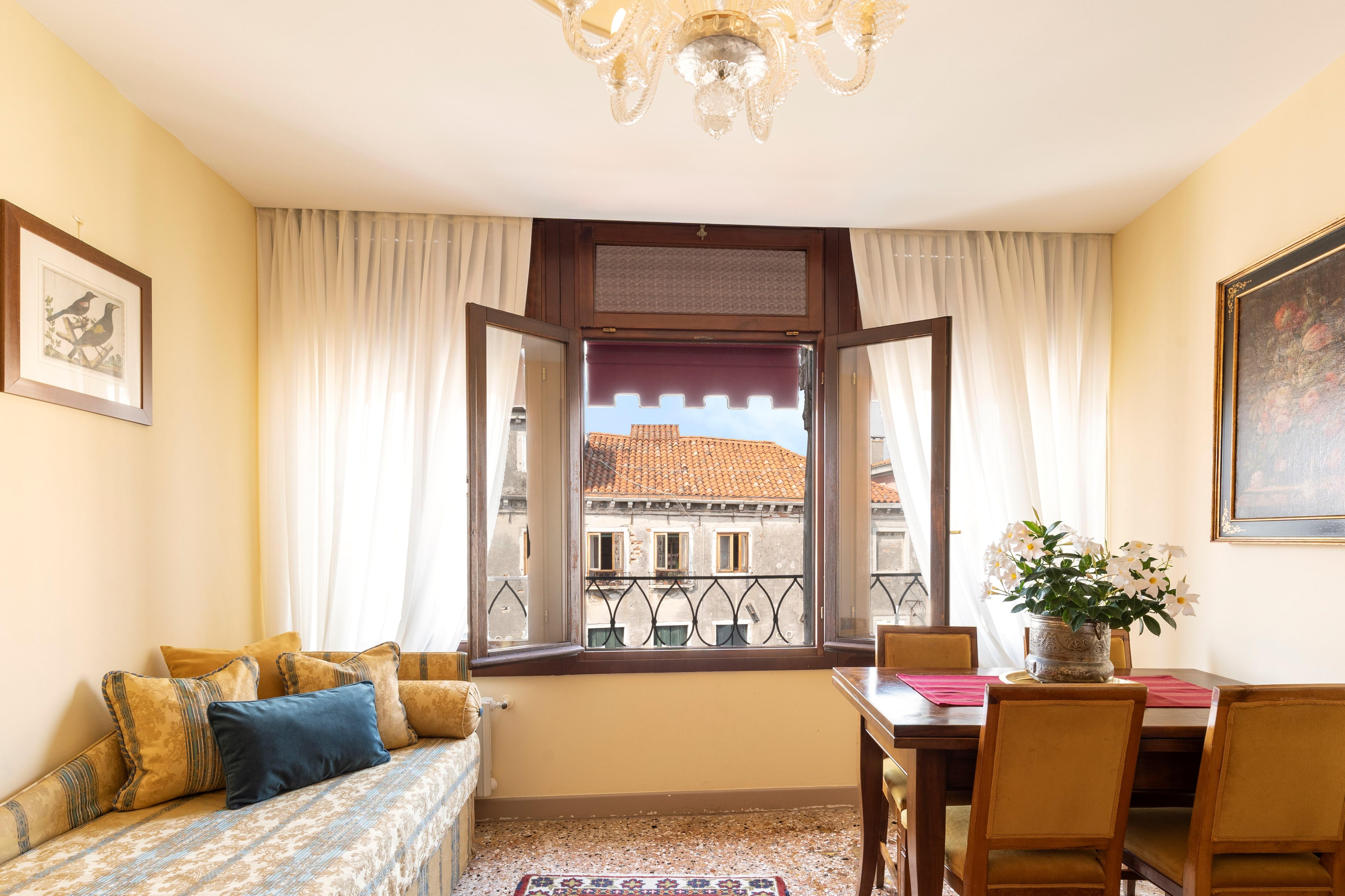 Palazzo Schiavoni Residenza D'epoca & Suite-apartments Guest house 3*