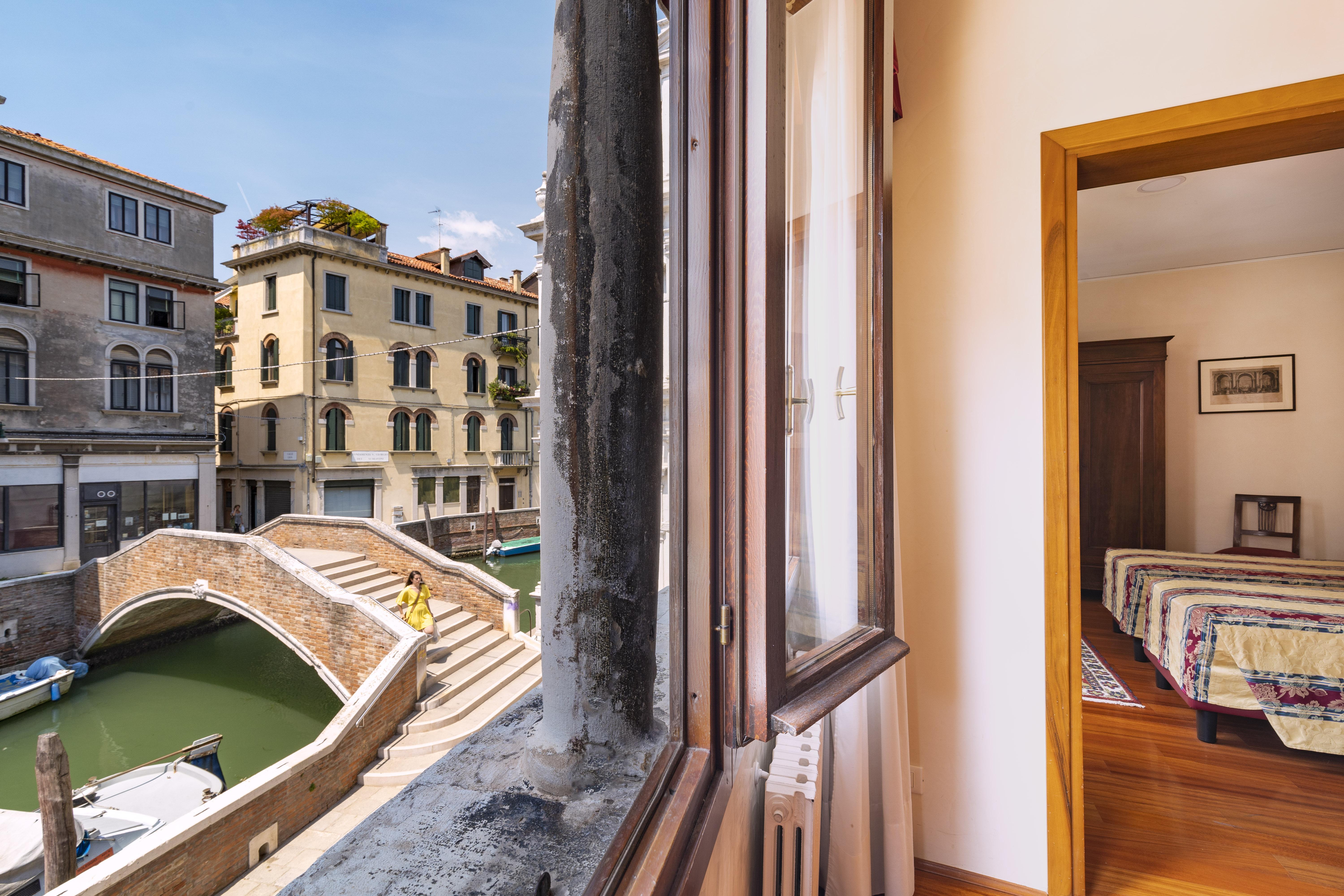 Guest house Palazzo Schiavoni Residenza D'epoca & Suite-apartments Venice