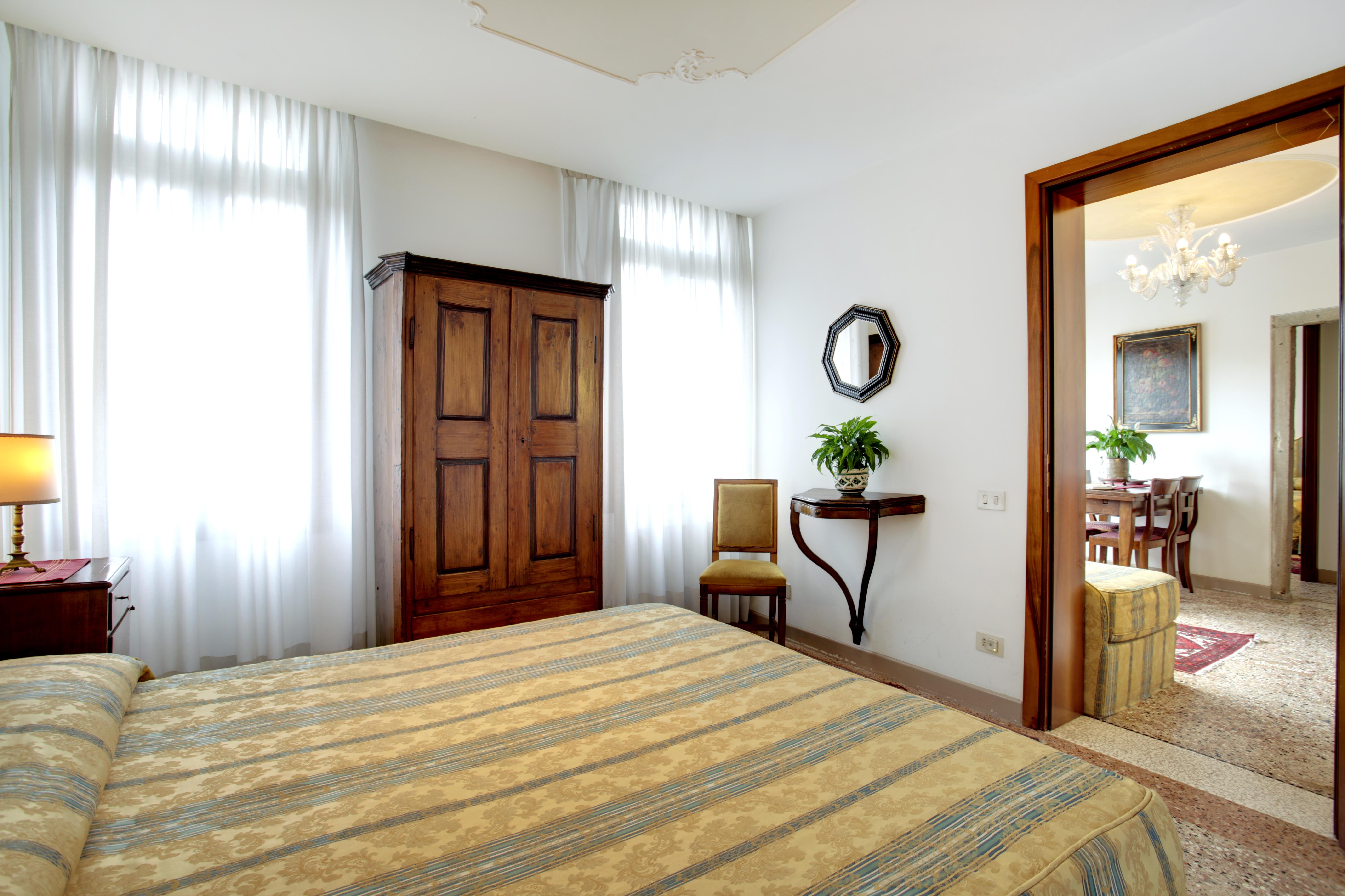 Palazzo Schiavoni Residenza D'epoca & Suite-apartments 3*