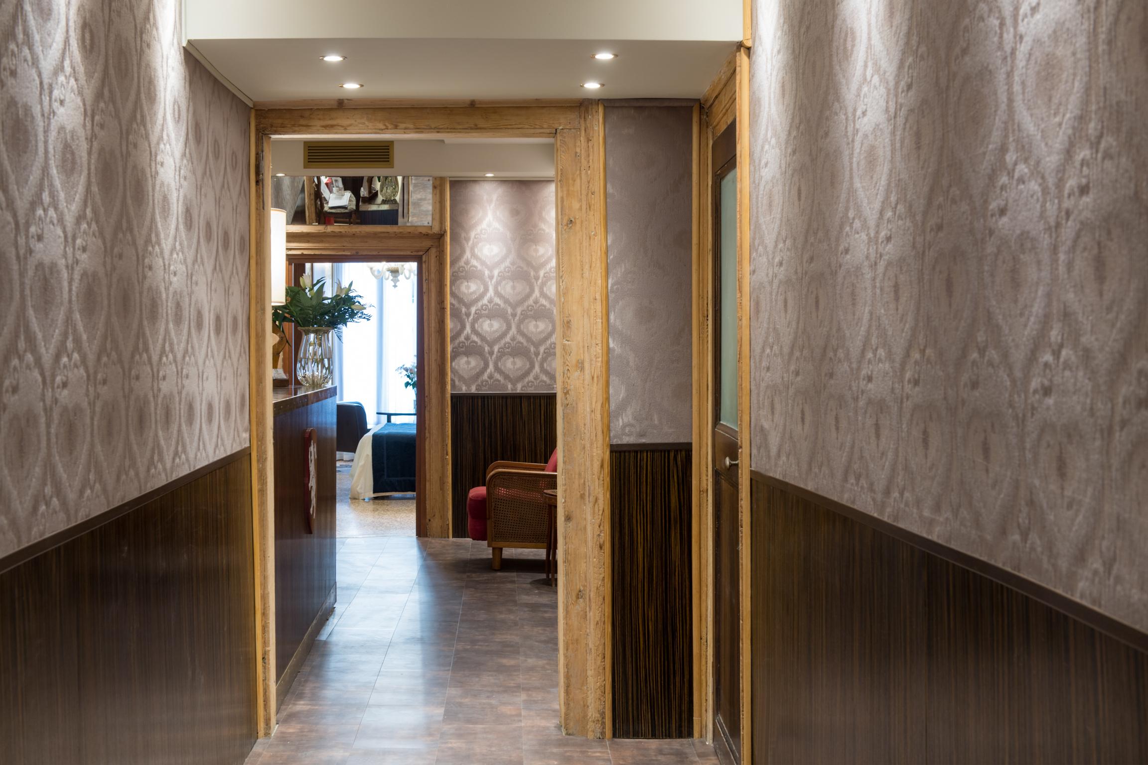 Guest house Locanda Leon Bianco On The Grand Canal 3*