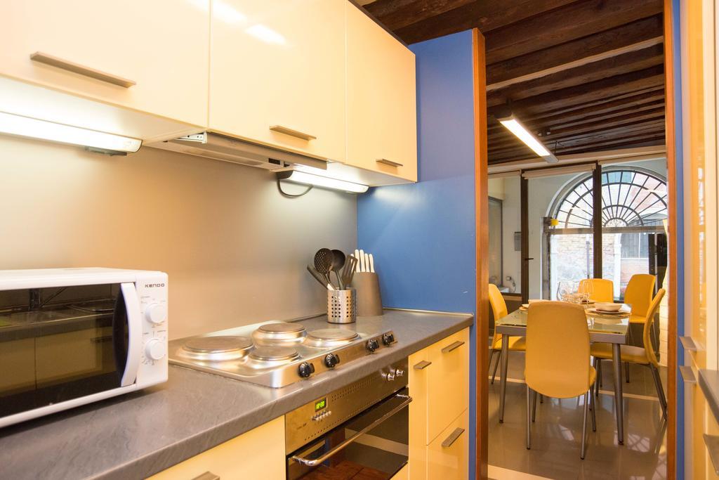 La Corte Acomodação com café da manhã  3*
