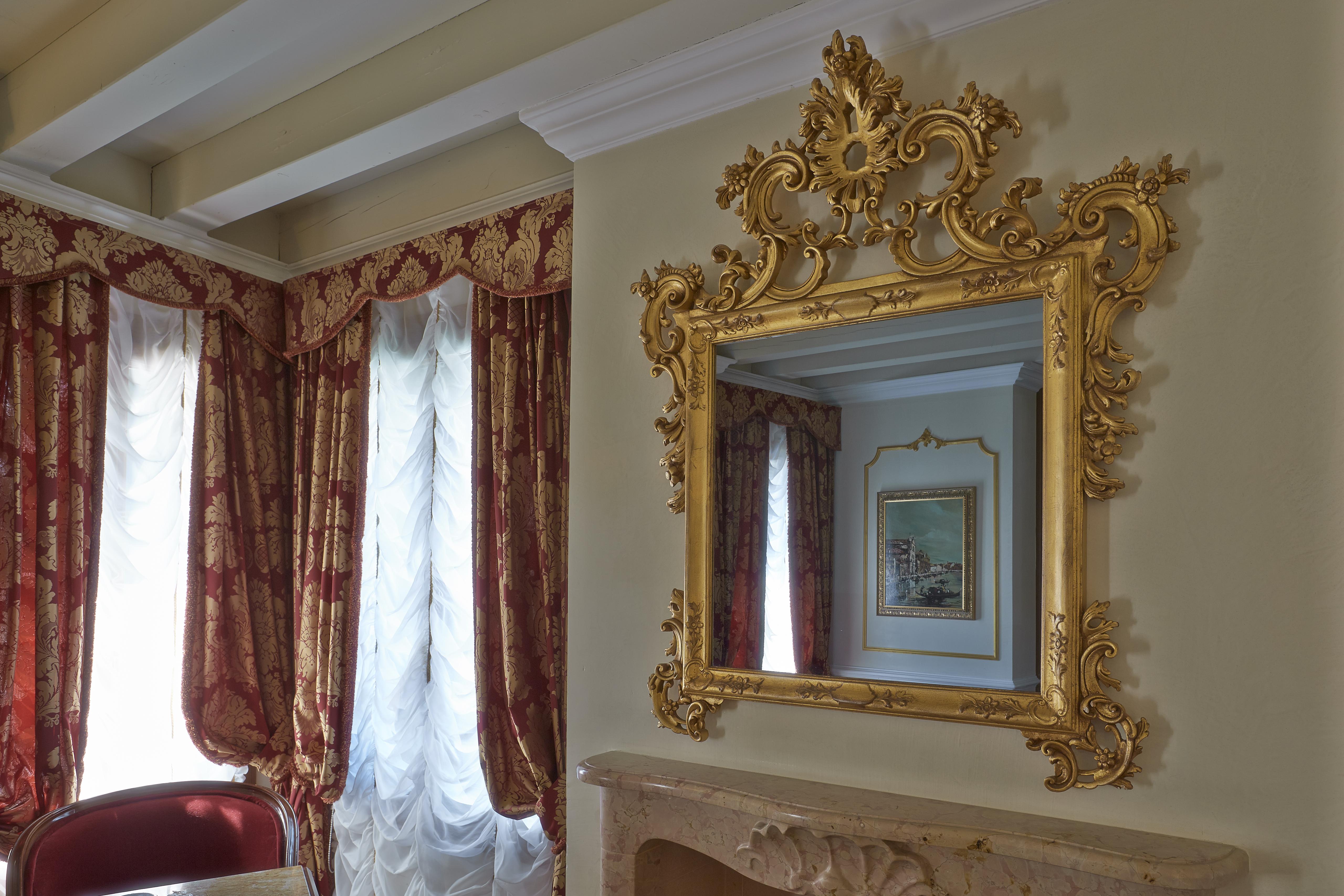 Canal Grande Hotel Venice