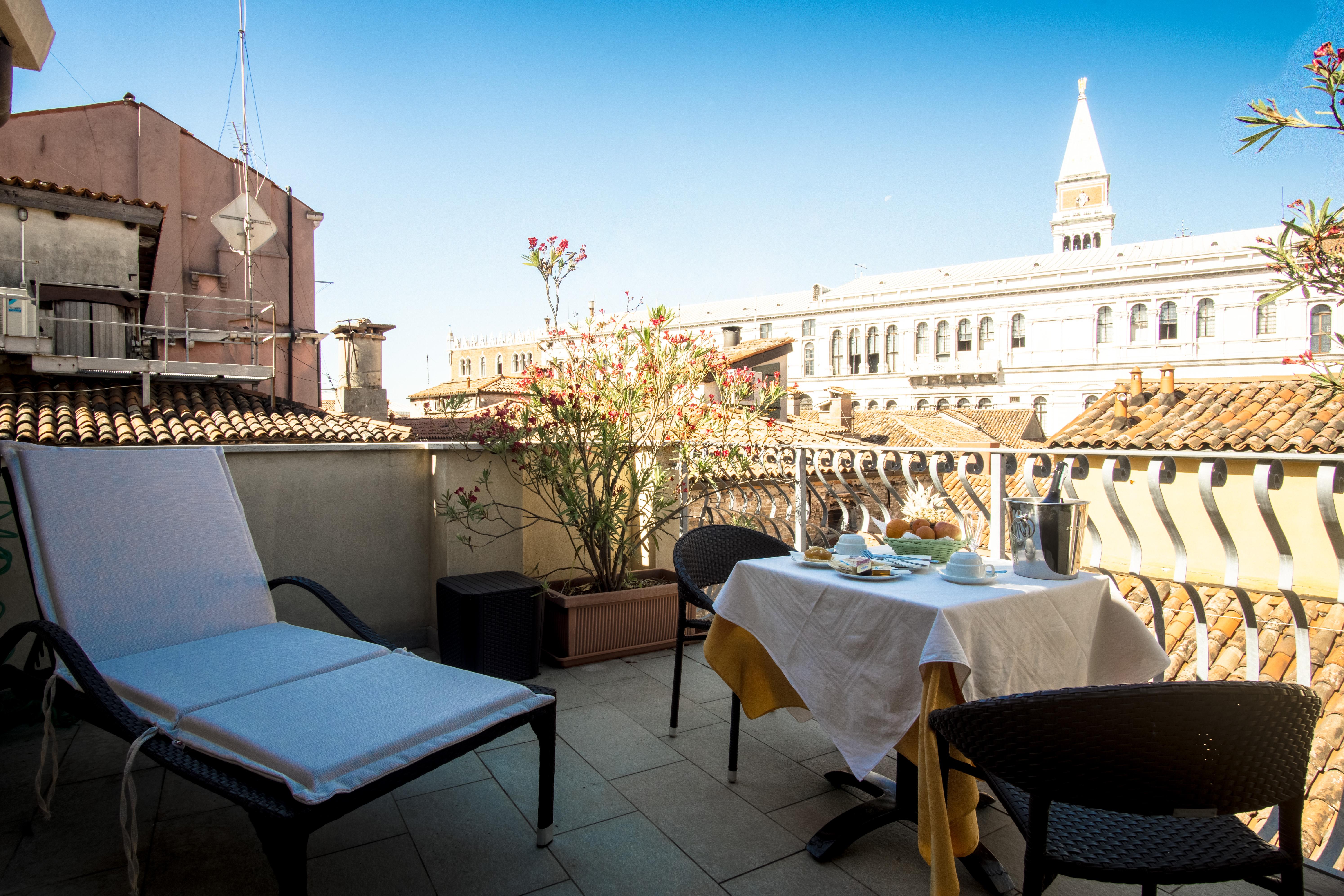Antigo Trovatore 3* Venice