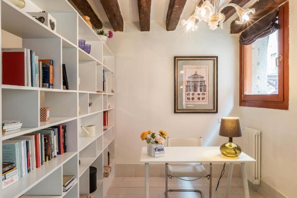Apartment Ca Molin By Venicevillas, Vista Canale