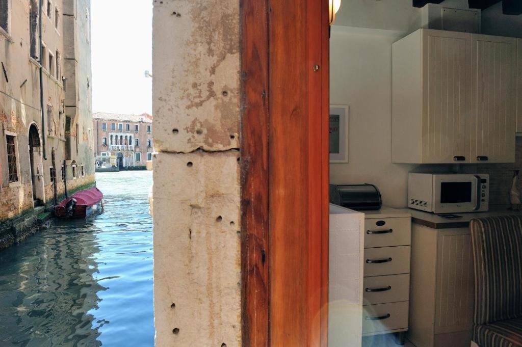 Apartment Ca Molin By Venicevillas, Vista Canale *