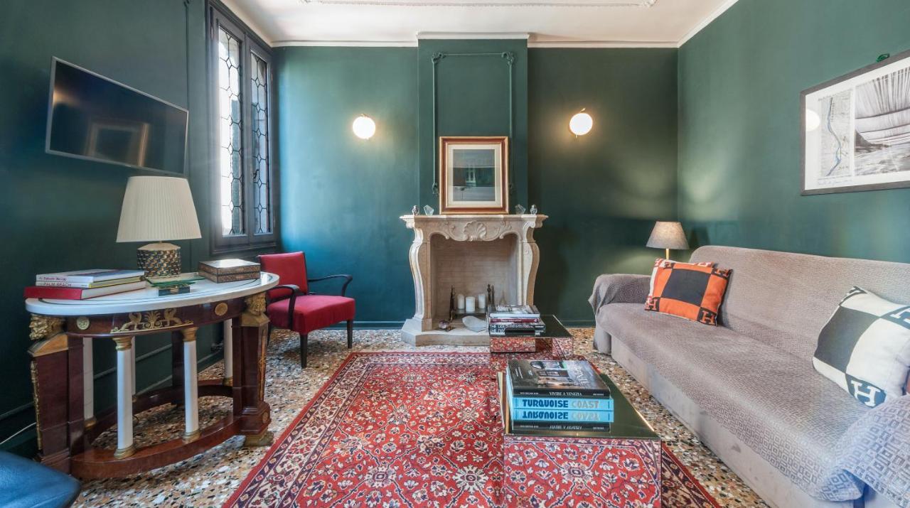 Stylish Renovated In The Heart Of The City Apartment Venice
