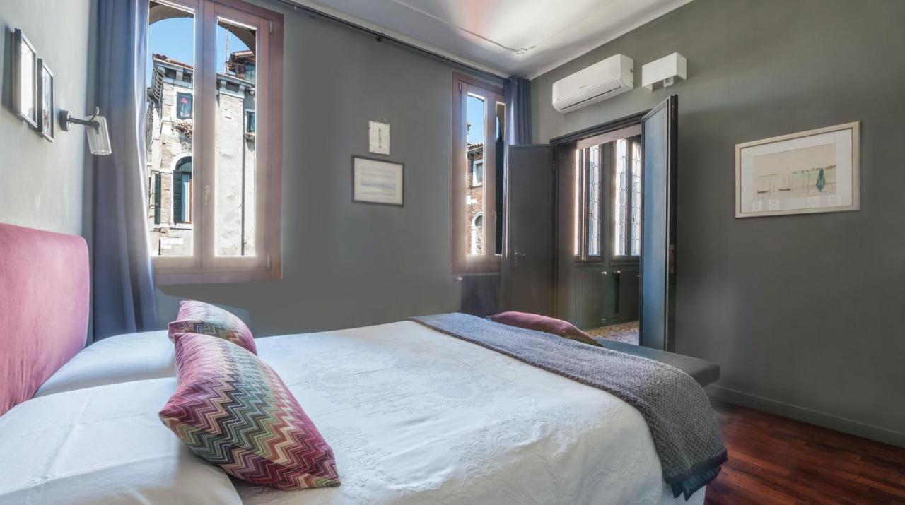 Stylish Renovated In The Heart Of The City Venice