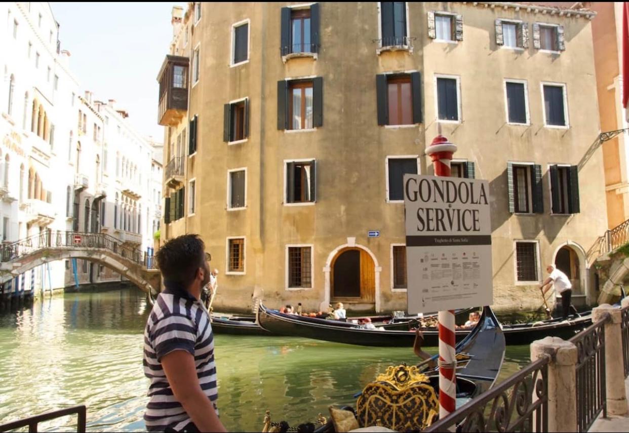Anzolo Palace - & Guest house 2*
