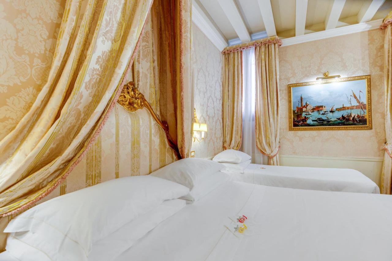 Hotel Canal Grande Venice