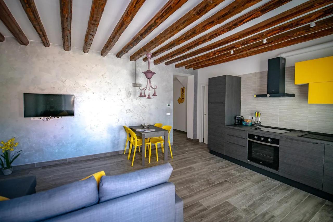 Yellow Garden Apartamento Veneza