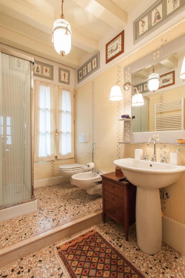 Explore From A Sophisticated Hideaway In San Polo *