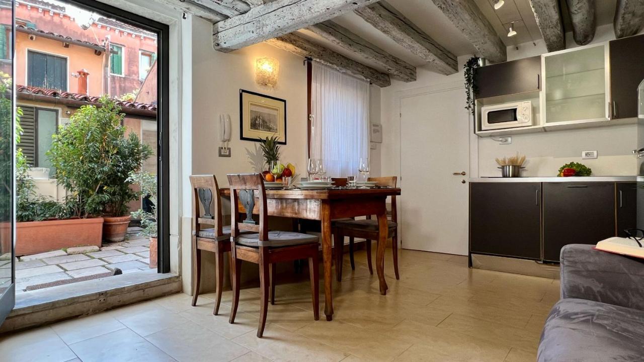 Apartment Flowery Venice