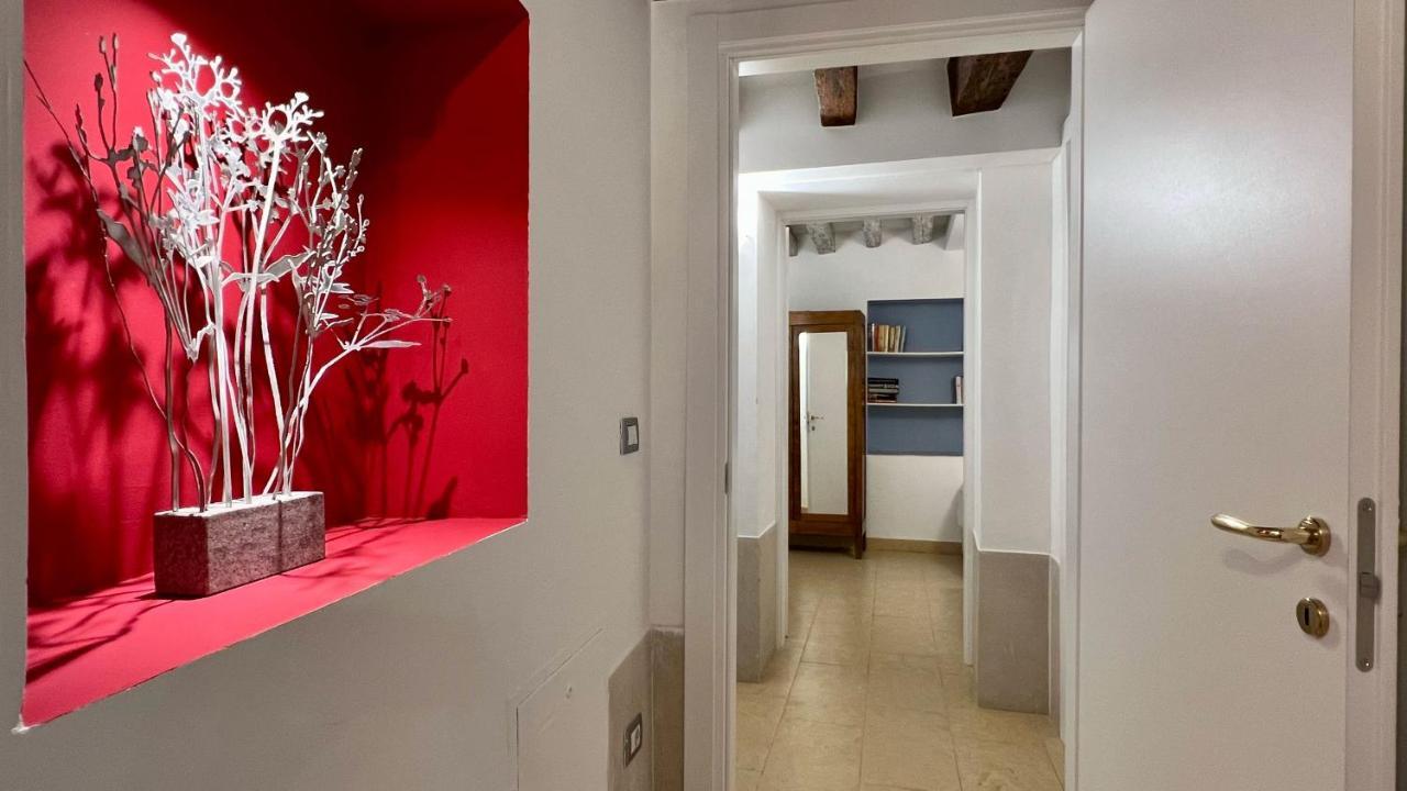 Flowery Apartment