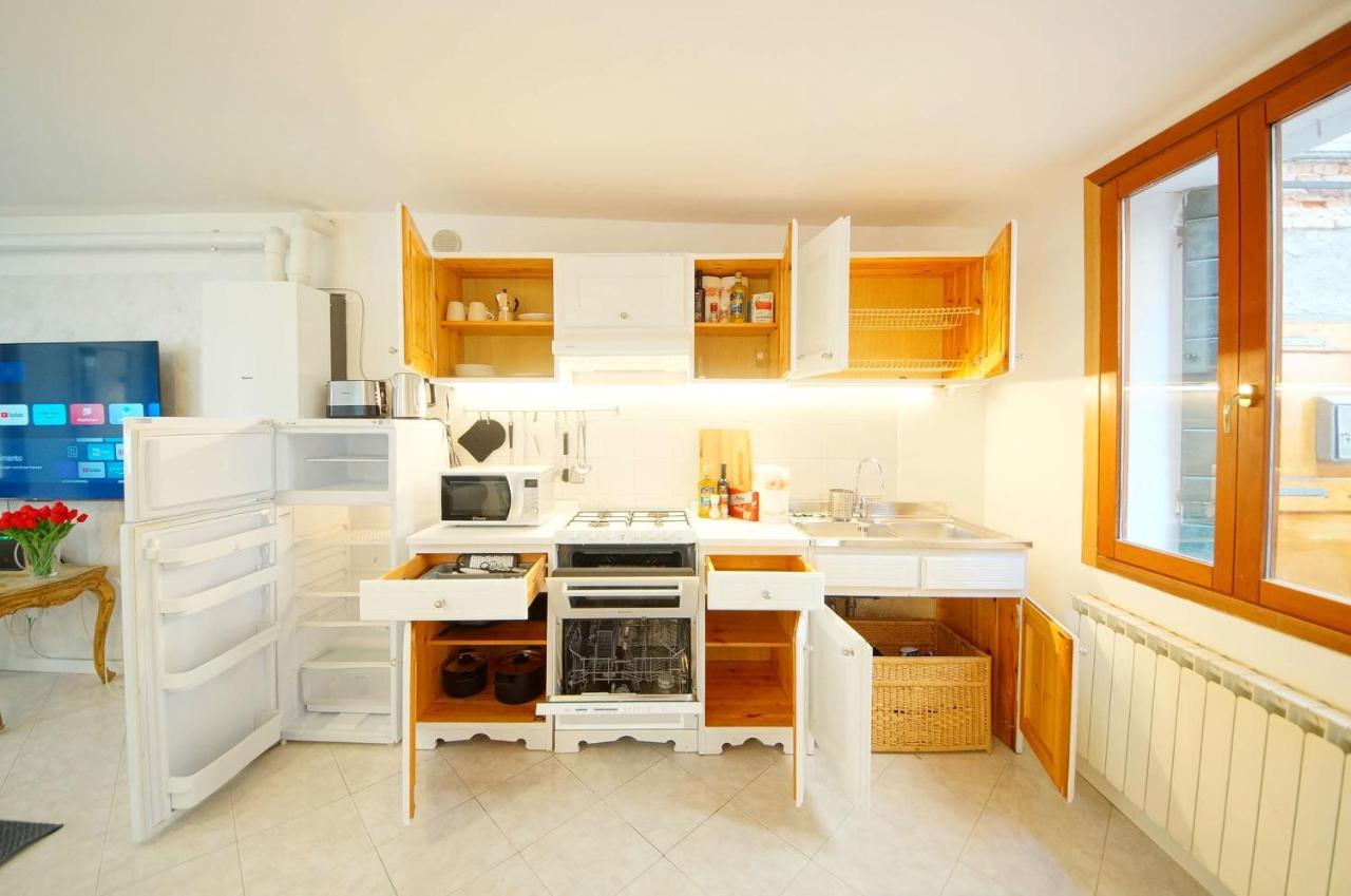 Gondola View Apartment