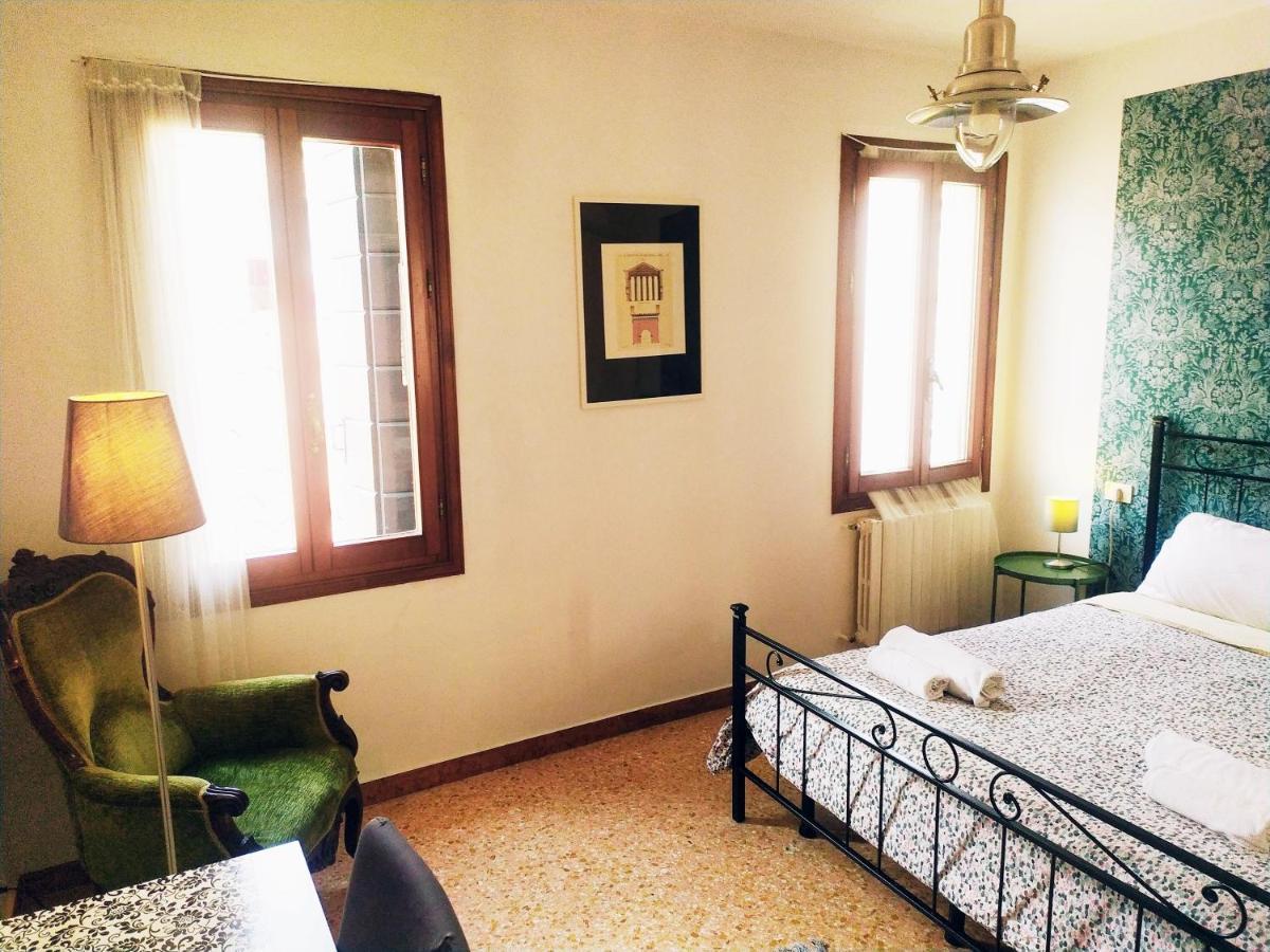 Two Steps From Rialto Guest house Venice