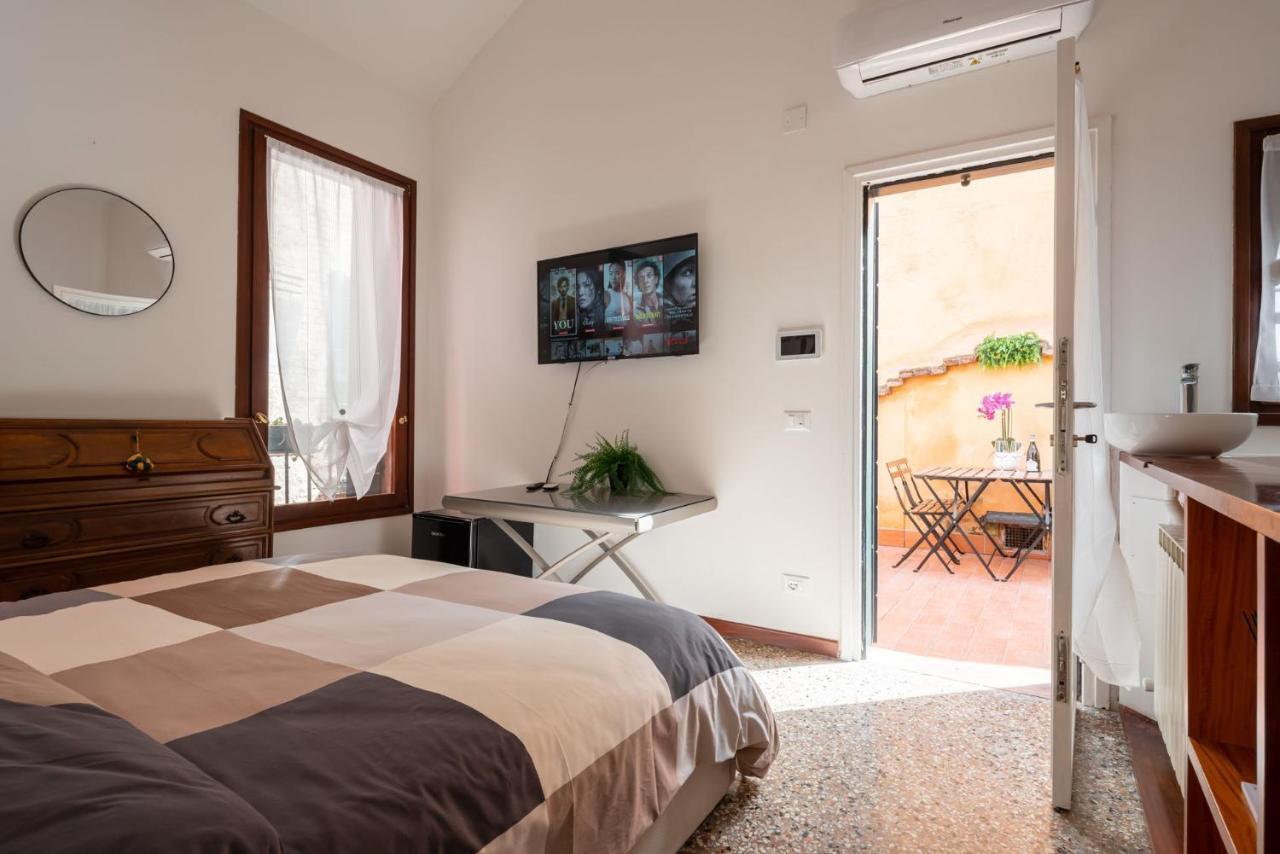 Rava - San Marco With Pool Veneza