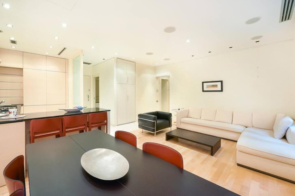 Apartment Ca' Santa Eufemia, Cozy And Classy, Sleep 4 Venice