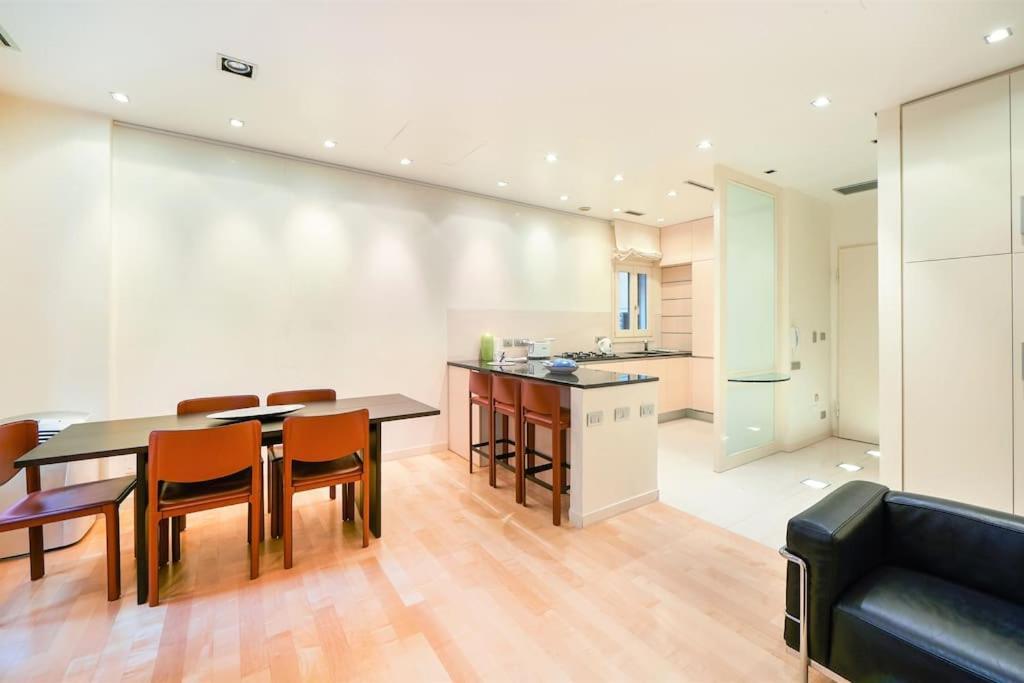 Ca' Santa Eufemia, Cozy And Classy, Sleep 4 Apartment *