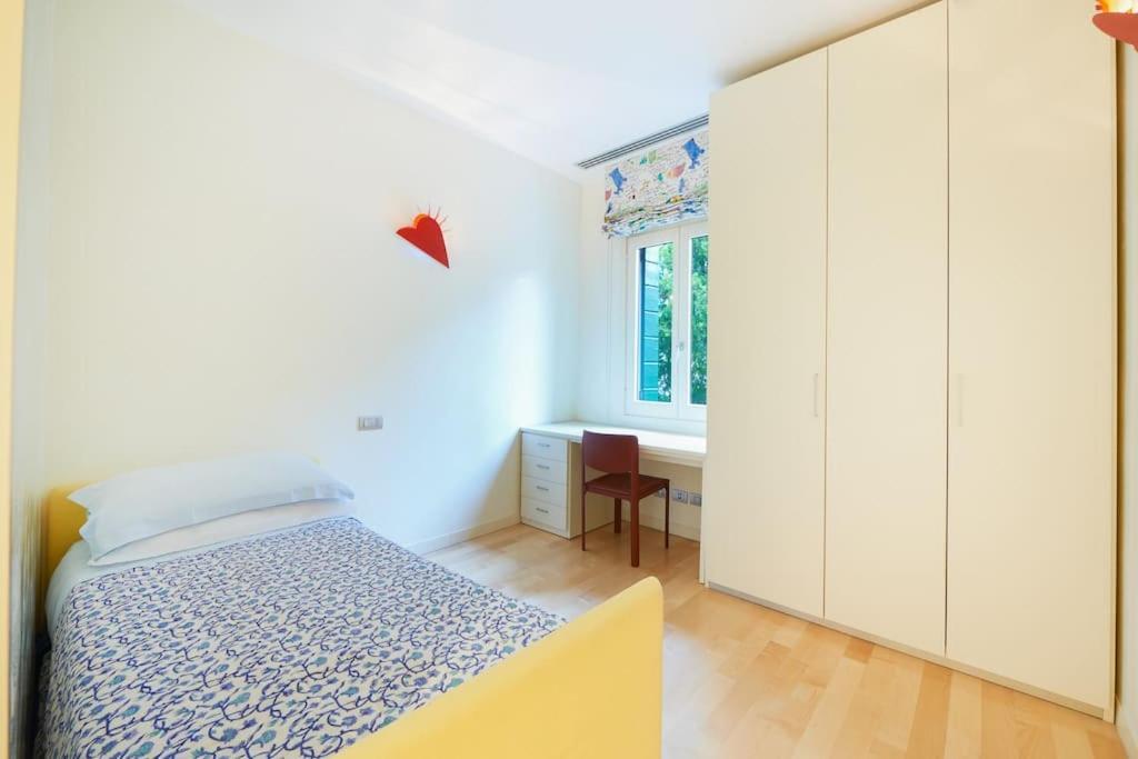 Ca' Santa Eufemia, Cozy And Classy, Sleep 4 Apartment *