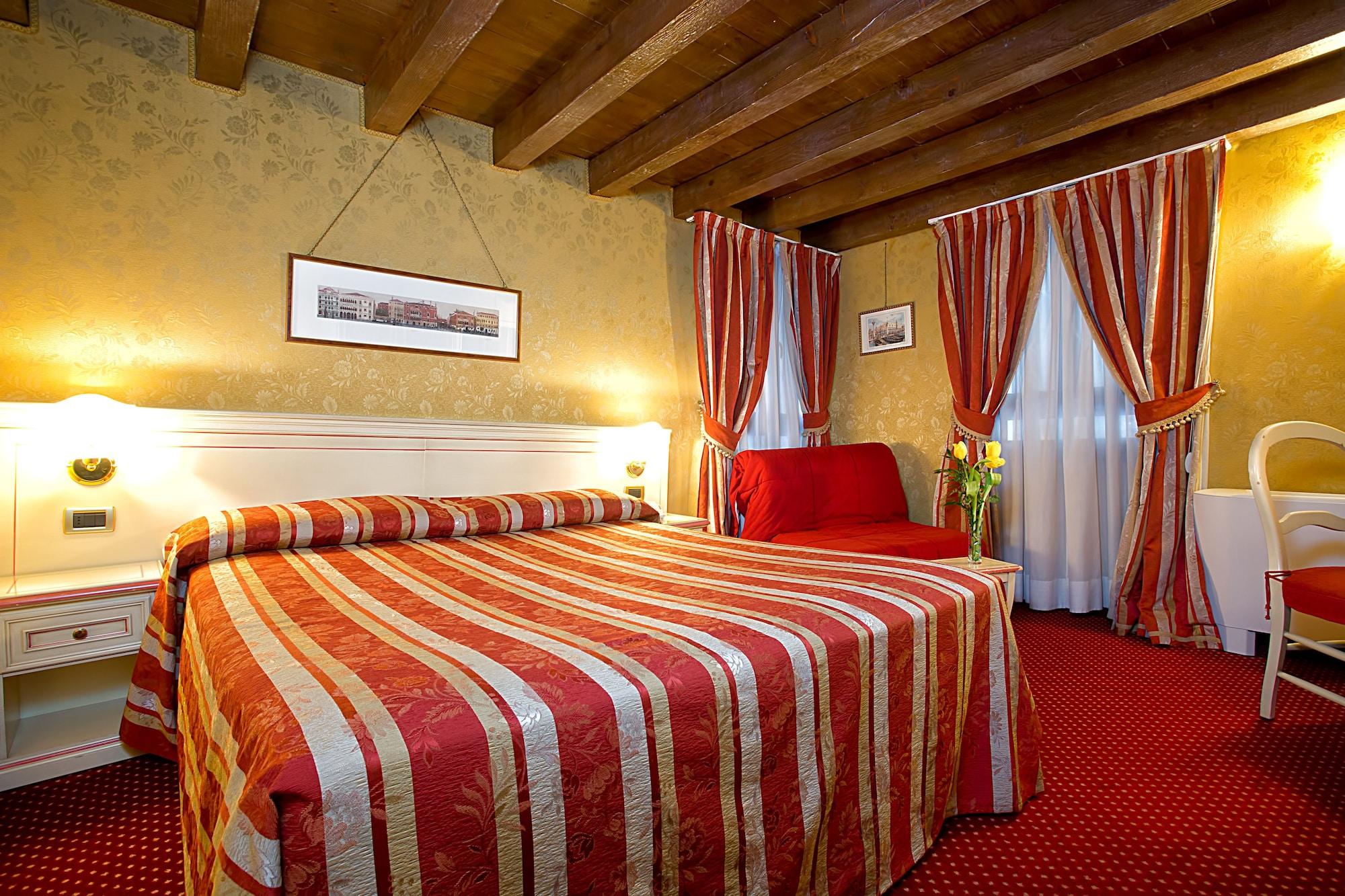 Guest house Ca' San Polo 3*