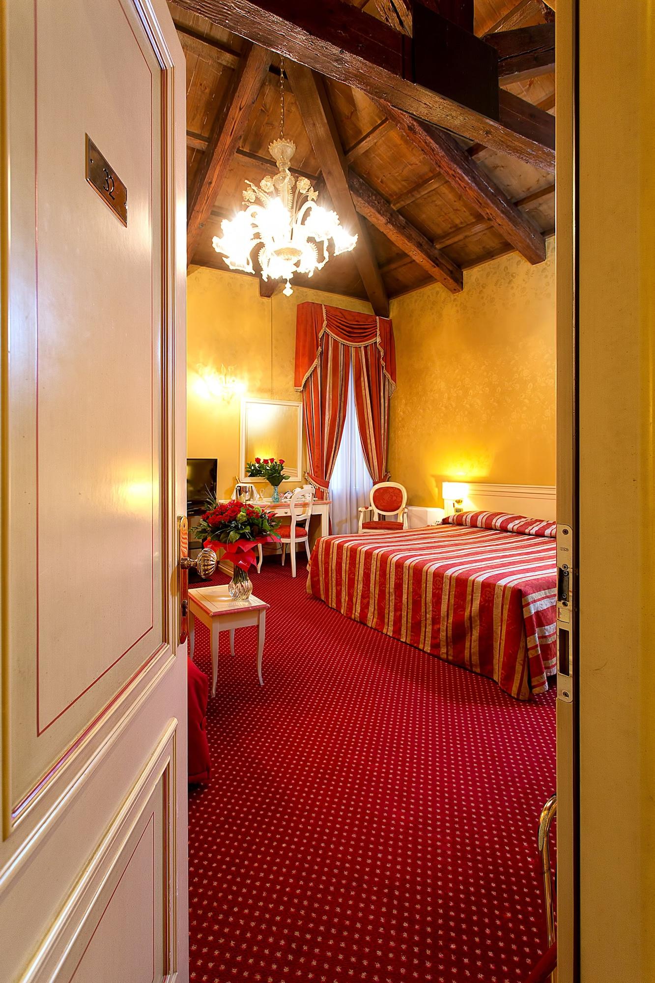 Ca' San Polo 3*