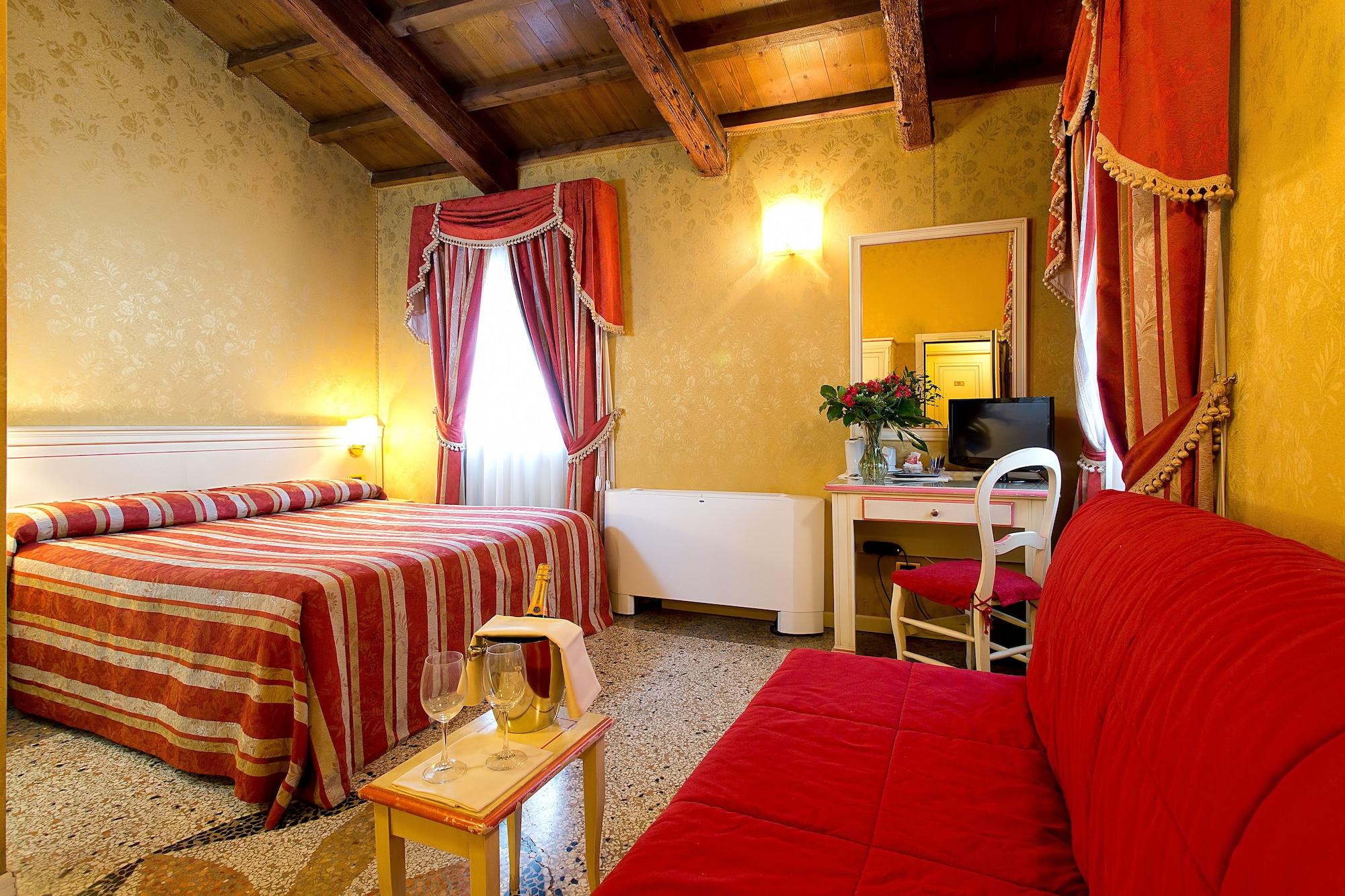 Ca' San Polo 3*
