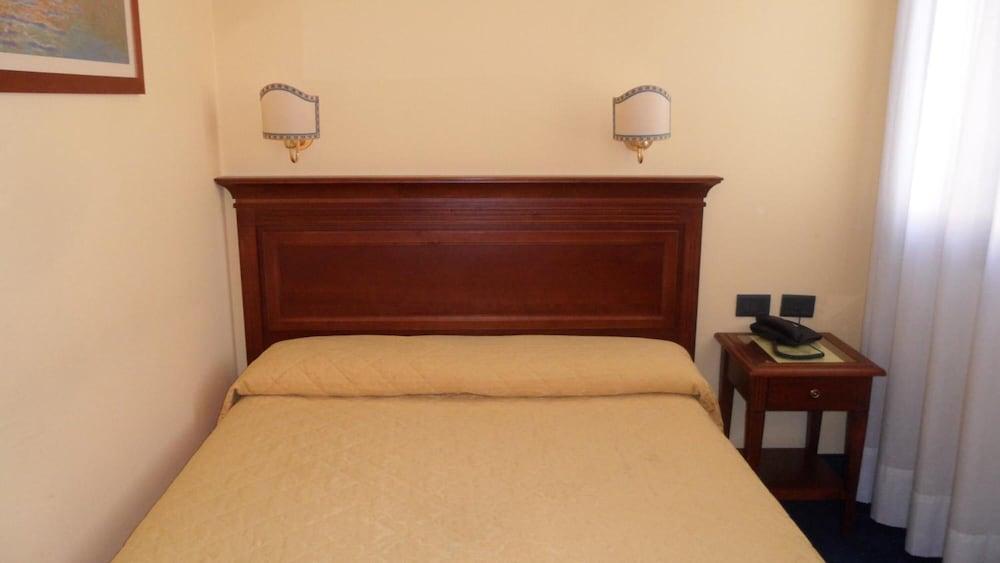 Inn Alloggi Marinella