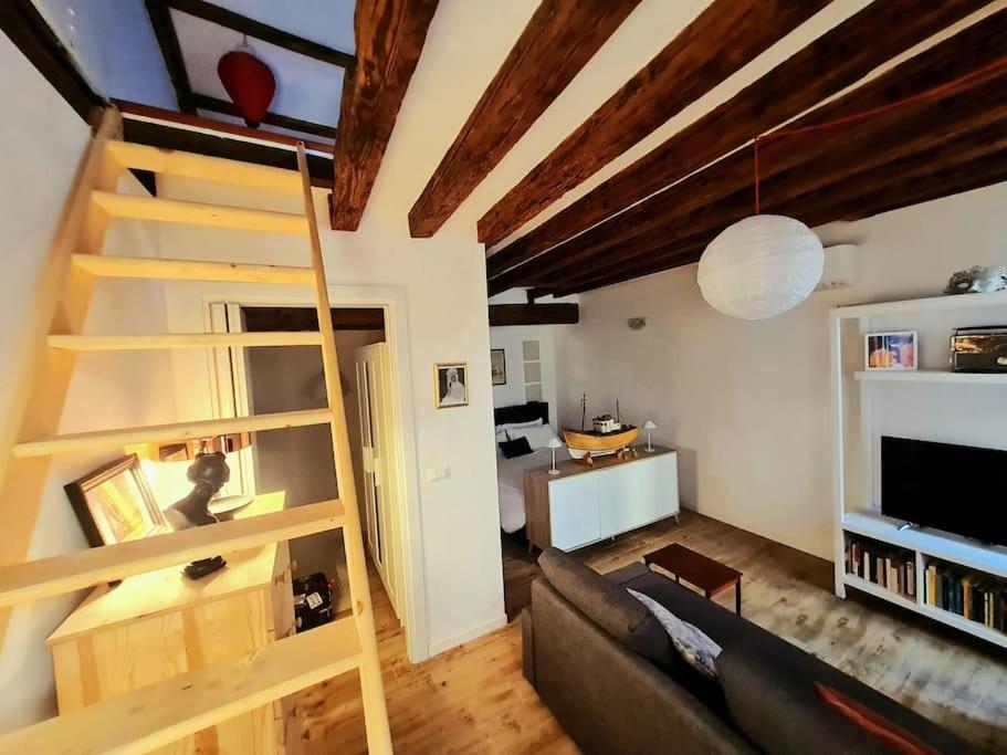 Ca 3 Leoni - Romantic House In The Heart Of *