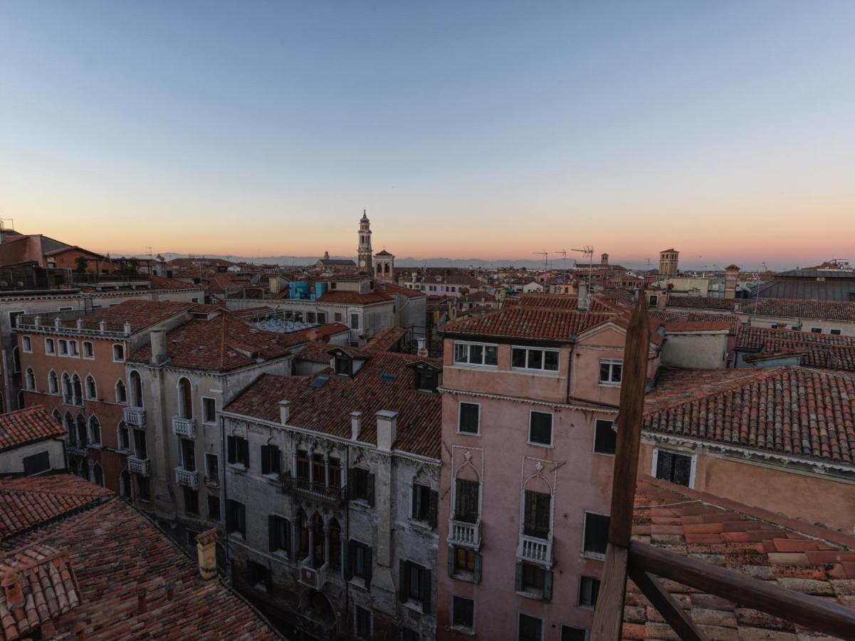 Lalux Venice