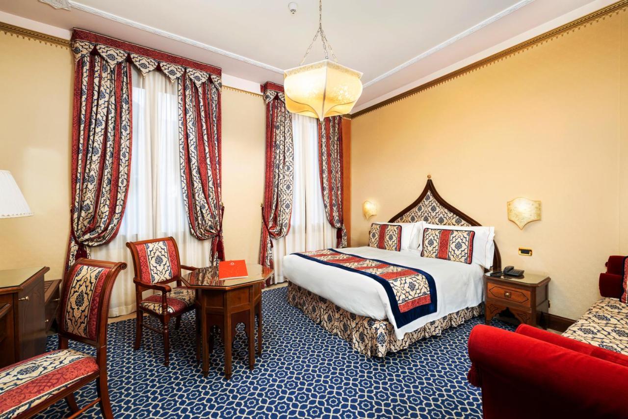 Ai Mori D'oriente Hotel 4*
