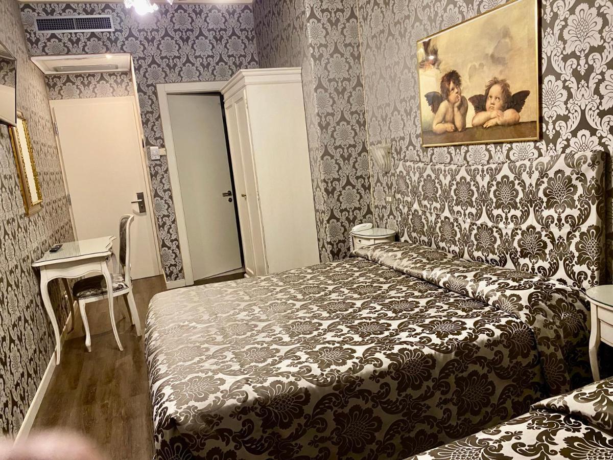 Bridge Hotel Venice