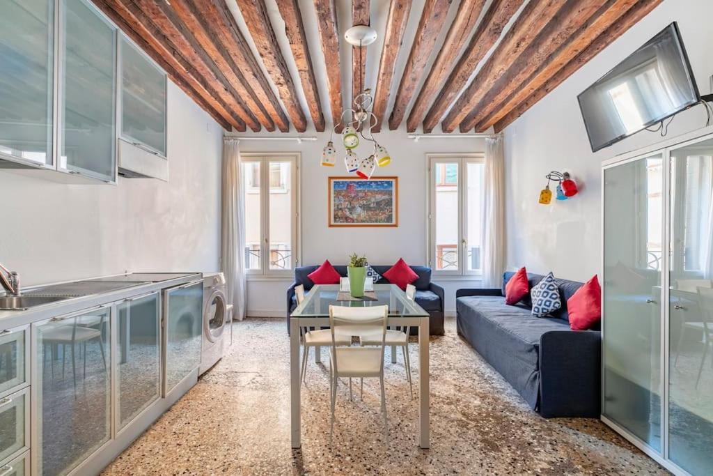 Ihomes-corte Del Calice Nel Cuore Di