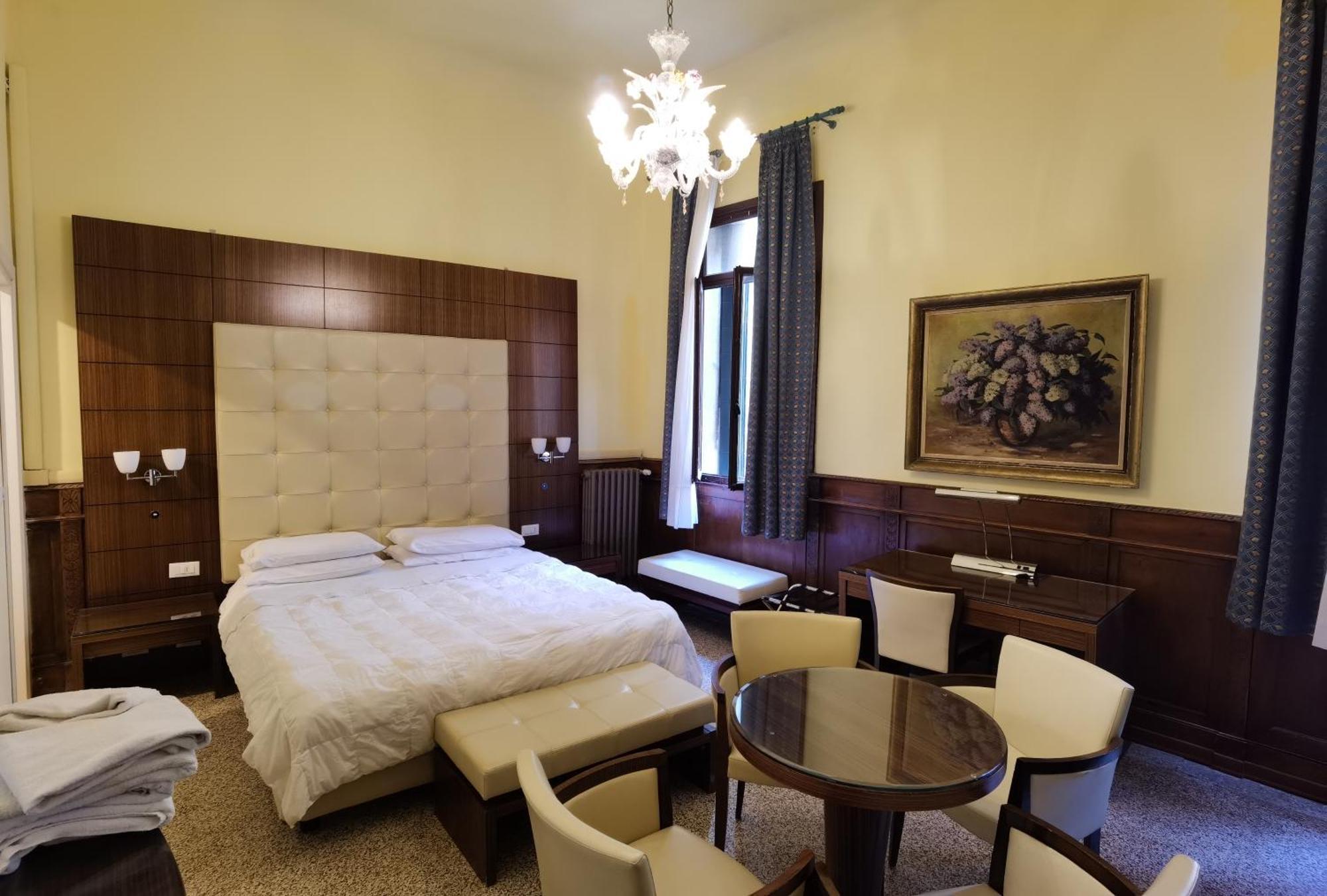 Palazzo Eugenia - Minelli Acomodação com café da manhã  *