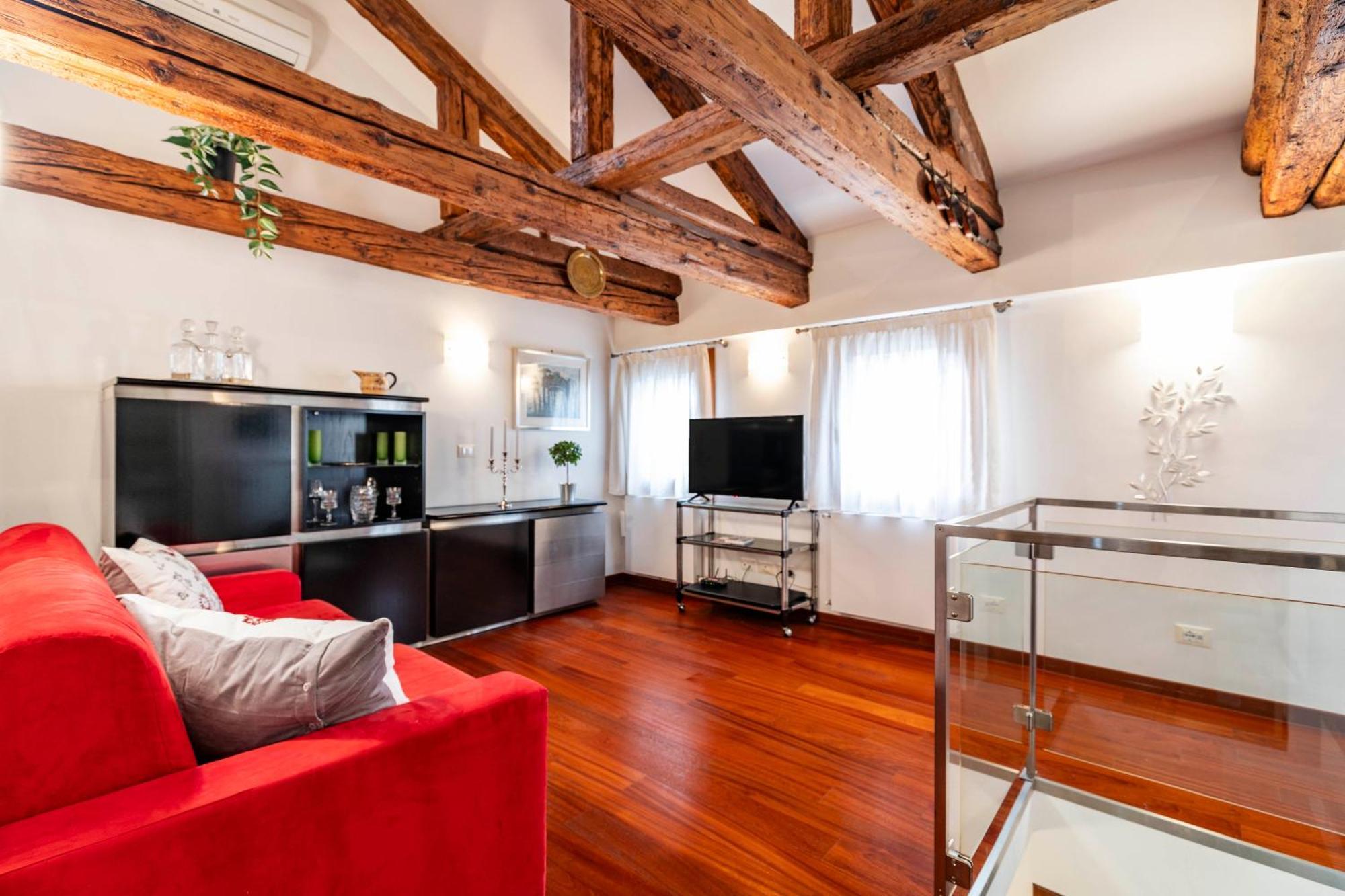 Glass House - Loft 2 Minutes To Rialto Bridge & View Venice