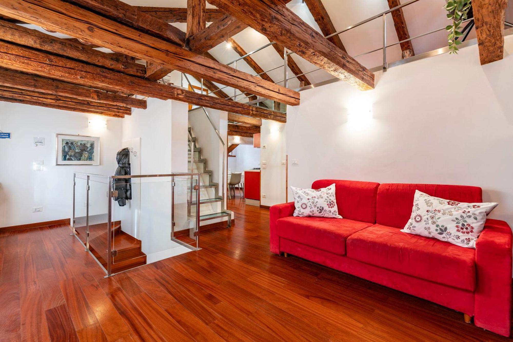 Glass House - Loft 2 Minutes To Rialto Bridge & View * Venice