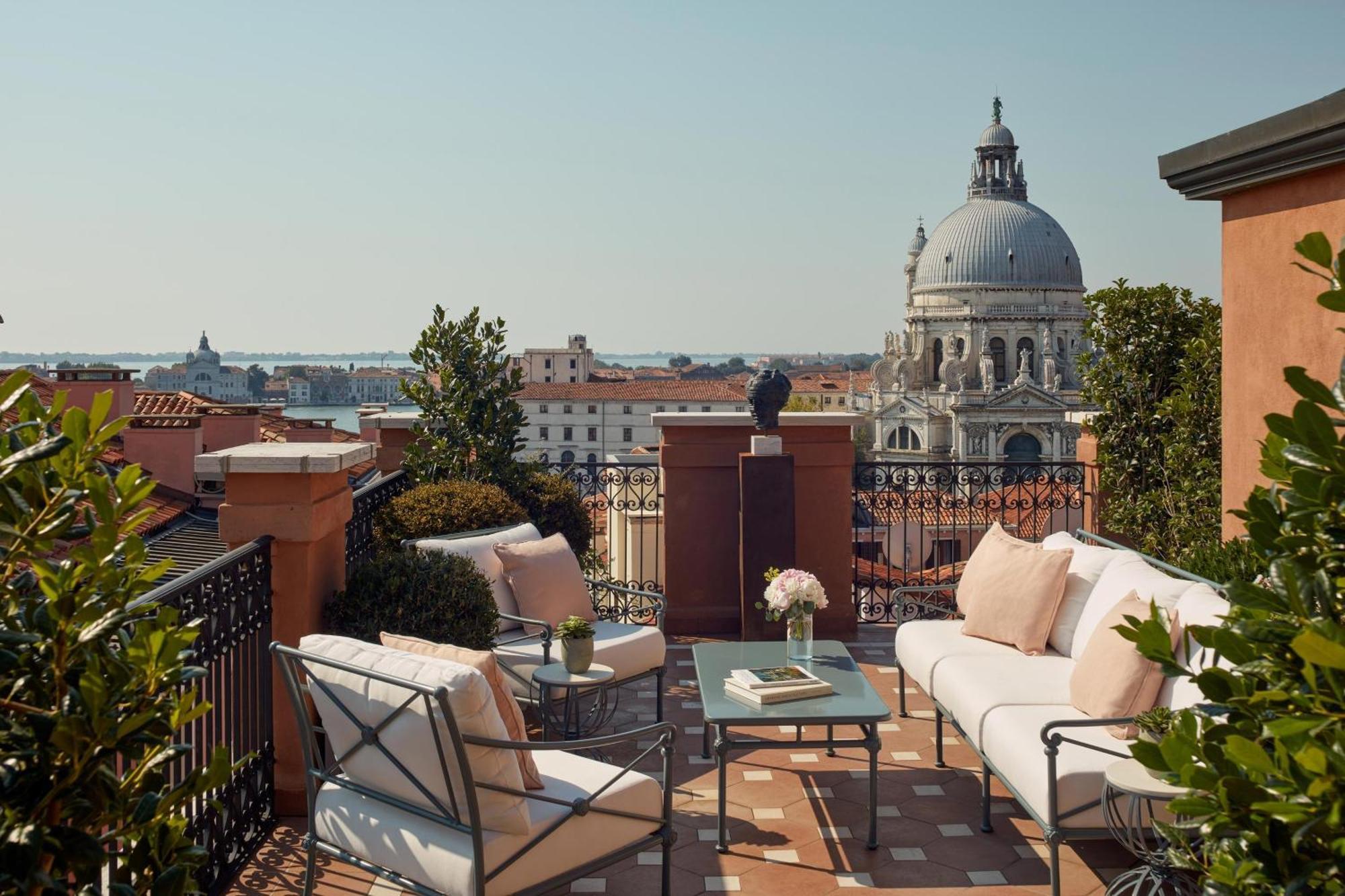 Hotel The St. Regis 5*