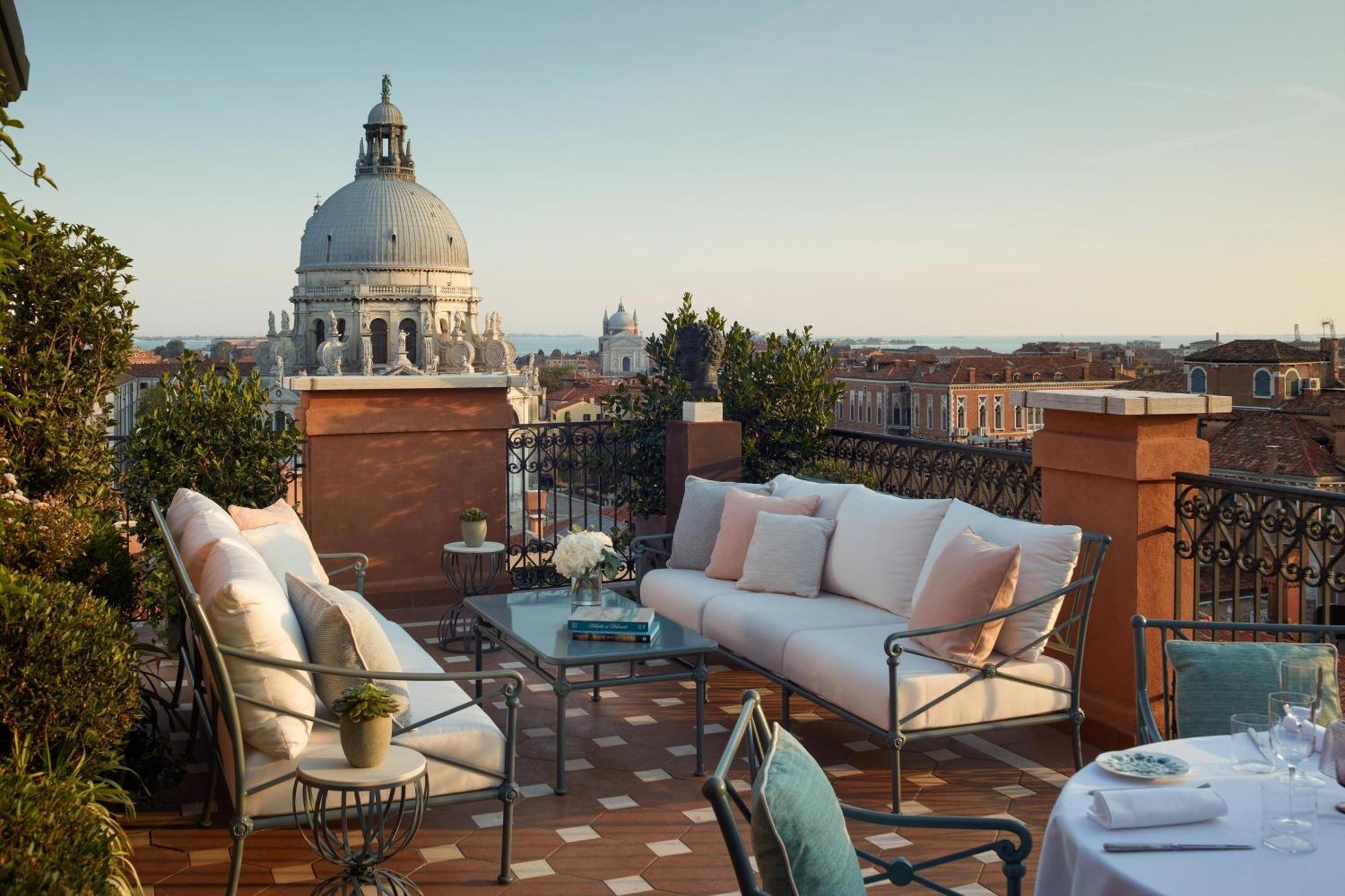 The St. Regis 5*