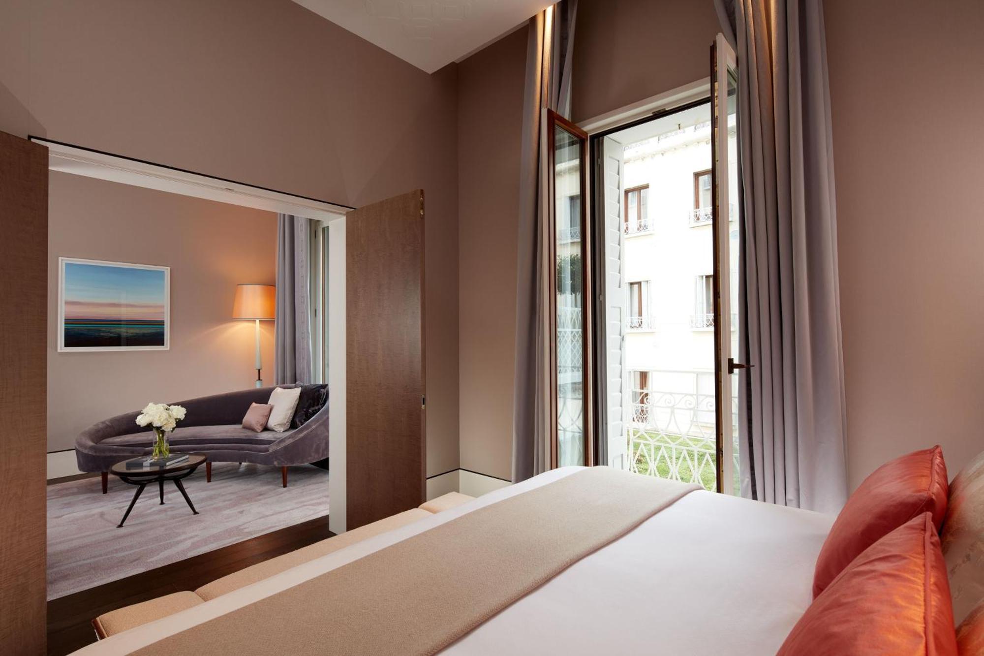 The St. Regis Hotel 5*